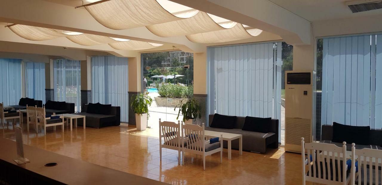 Continental Blu Hotel Slantchev Briag Extérieur photo